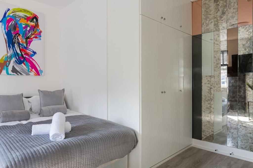 Studio Apt, 8 Min Walk From Tube 3 伦敦 外观 照片